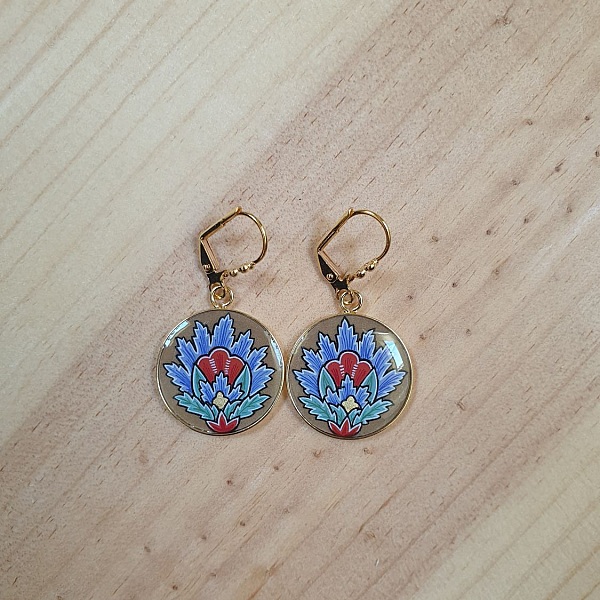 Bl&aring; orientalske blomster anheng &oslash;reringer