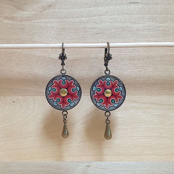 Romansk blomst anheng &oslash;redobber