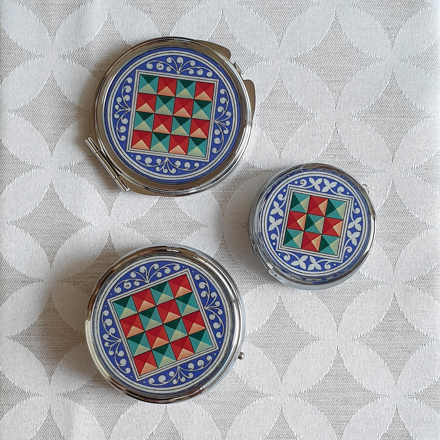 Bo&icirc;te pilulier petit enluminure Florence