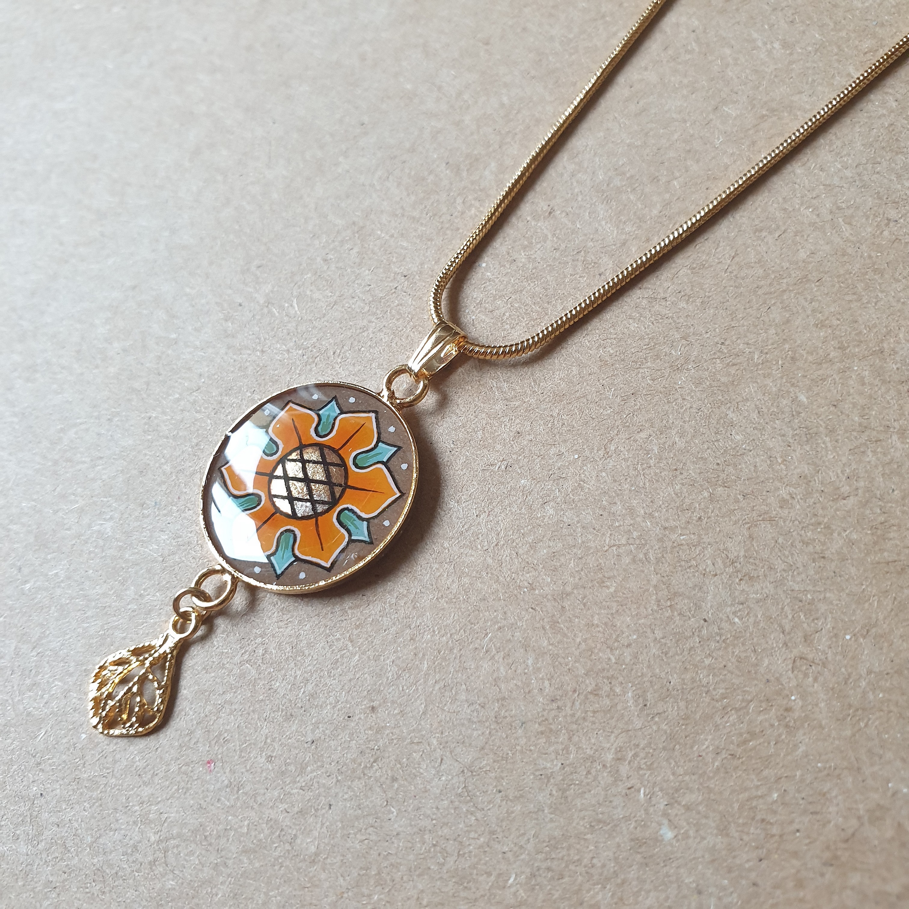 Collier pendentif aux couleurs de l'automne
