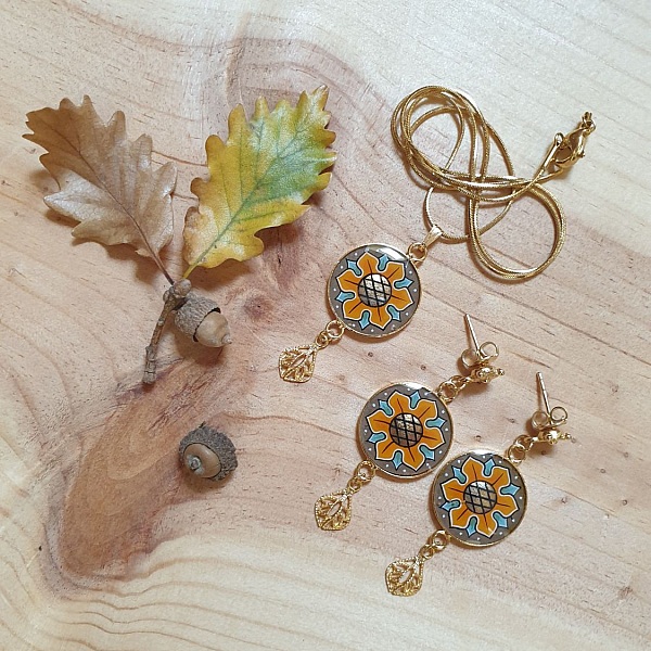 Collier pendentif aux couleurs de l'automne